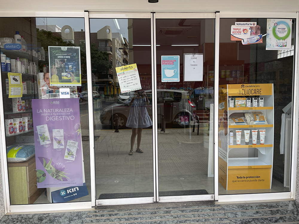 Farmacia Gregorio de Miguel Valencia entrada